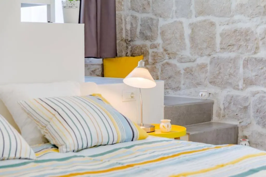 Apartment Mia Σπλιτ